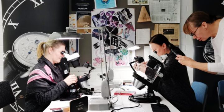 Erikoismyyjäkurssi vaihtui tutkintopohjaiseen koulutukseen