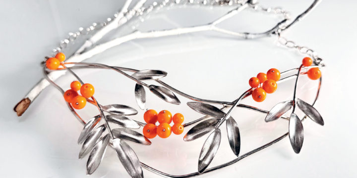 Mari Syrén unelmoi omasta korunäyttelystä